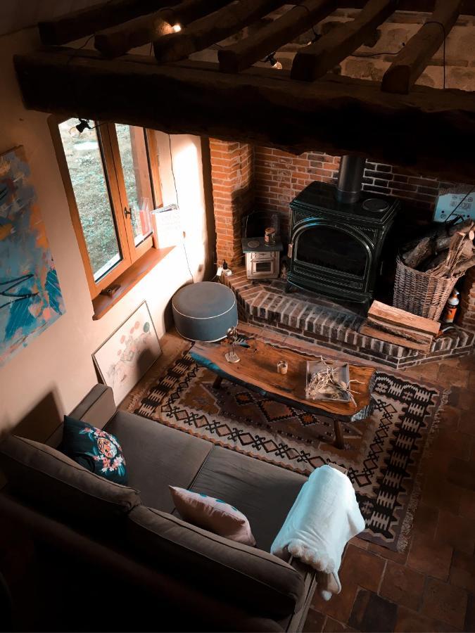 Gite Au Haras Des Arts Saint-Aubin-de-Bonneval エクステリア 写真
